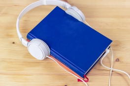 audiobook-3106986_1280