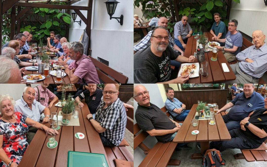 Geselliger Abend im Gasthaus Alt Wien